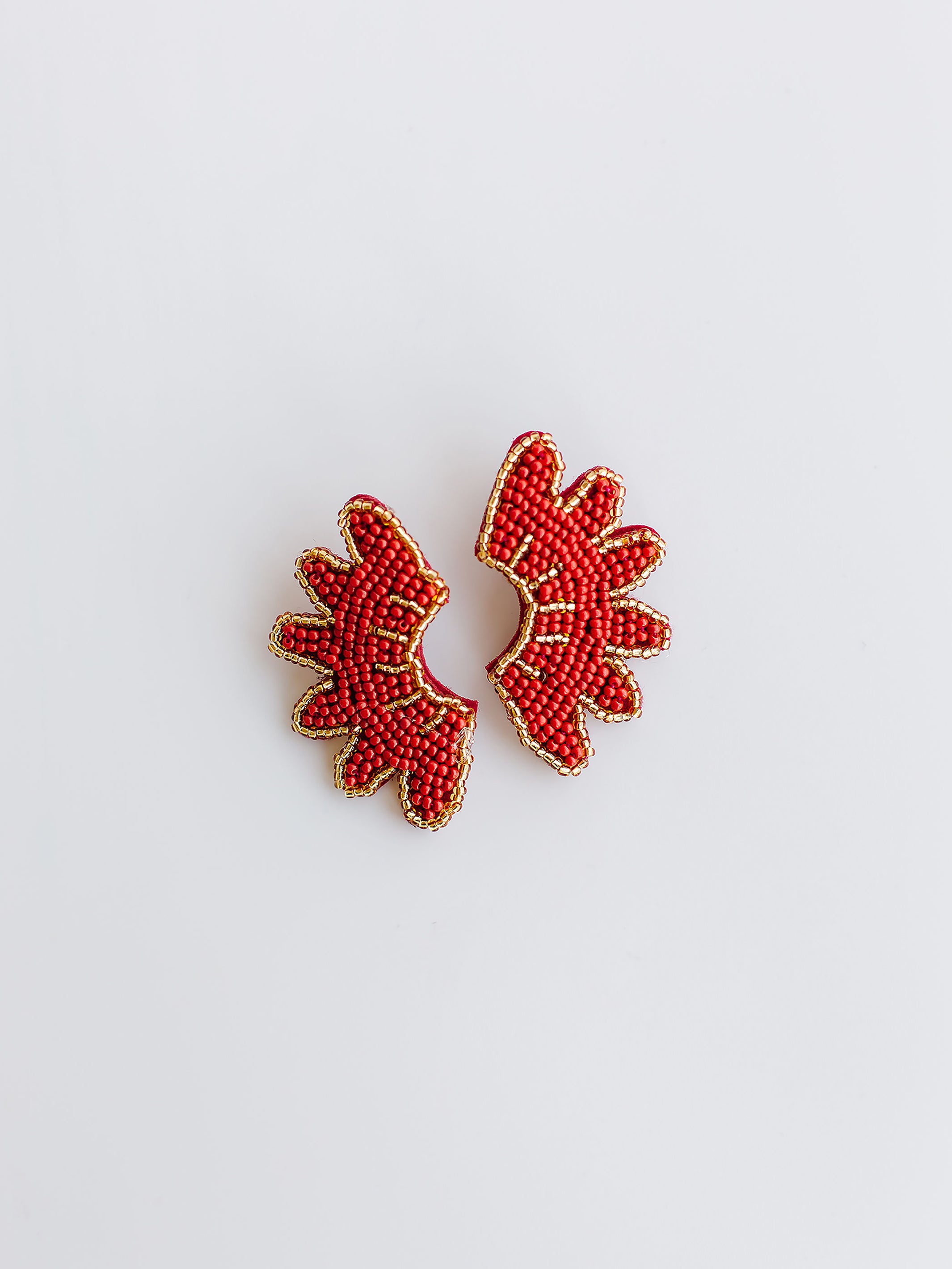 Michelle McDowell Raelynn Large Gold Hoop Earrings main image 0