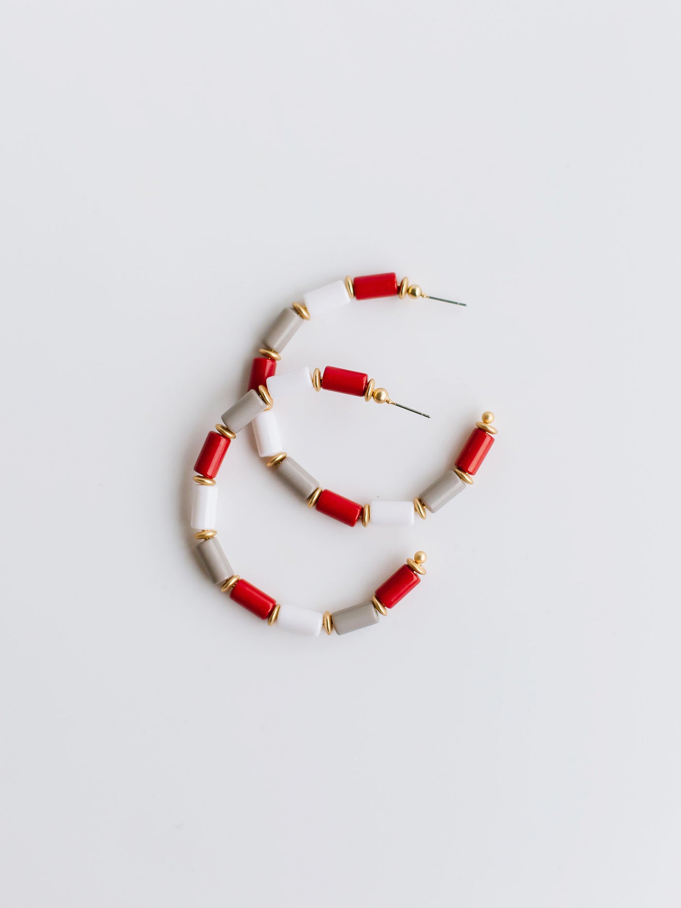 Cara Earrings | Crimson