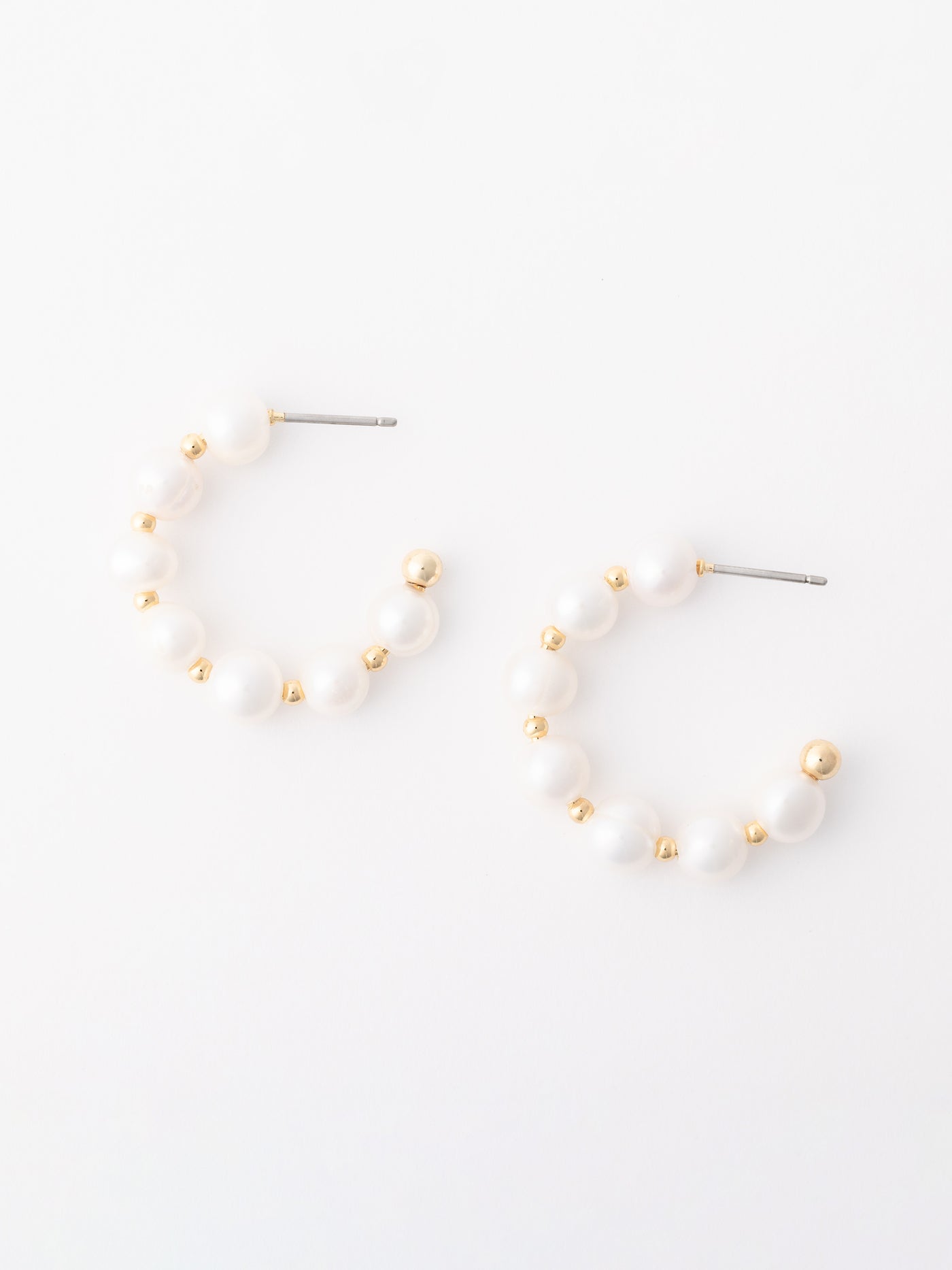 Miley Pearl Hoop Earrings