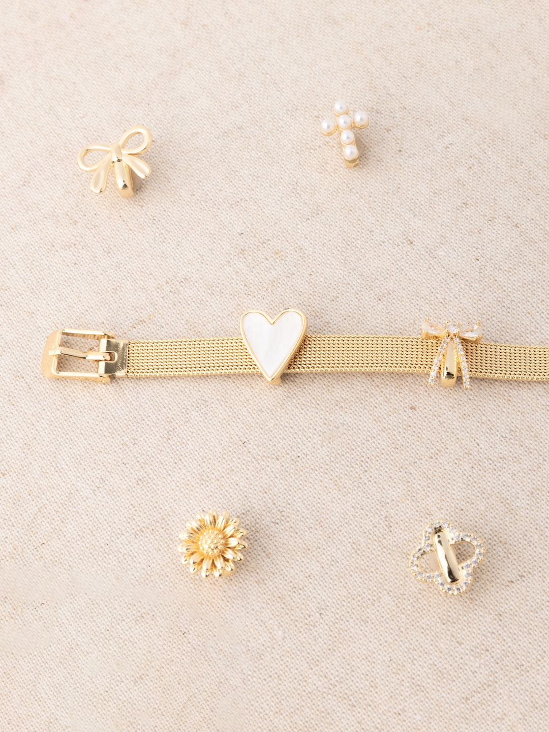Camryn Slide Charm | Daisy – MICHELLE MCDOWELL