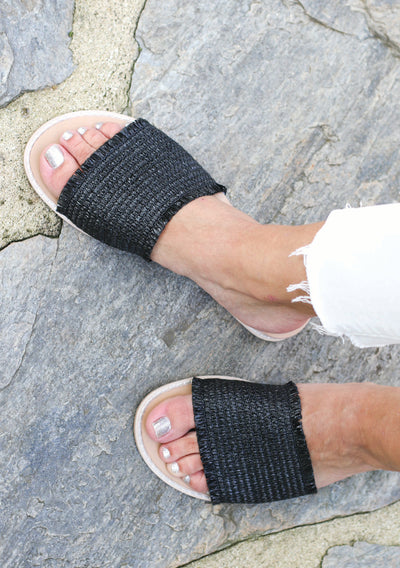 FINAL SALE - Finley Straw Flat